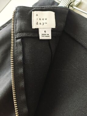 a.new.day Black Zip-Front Dress Size 6
